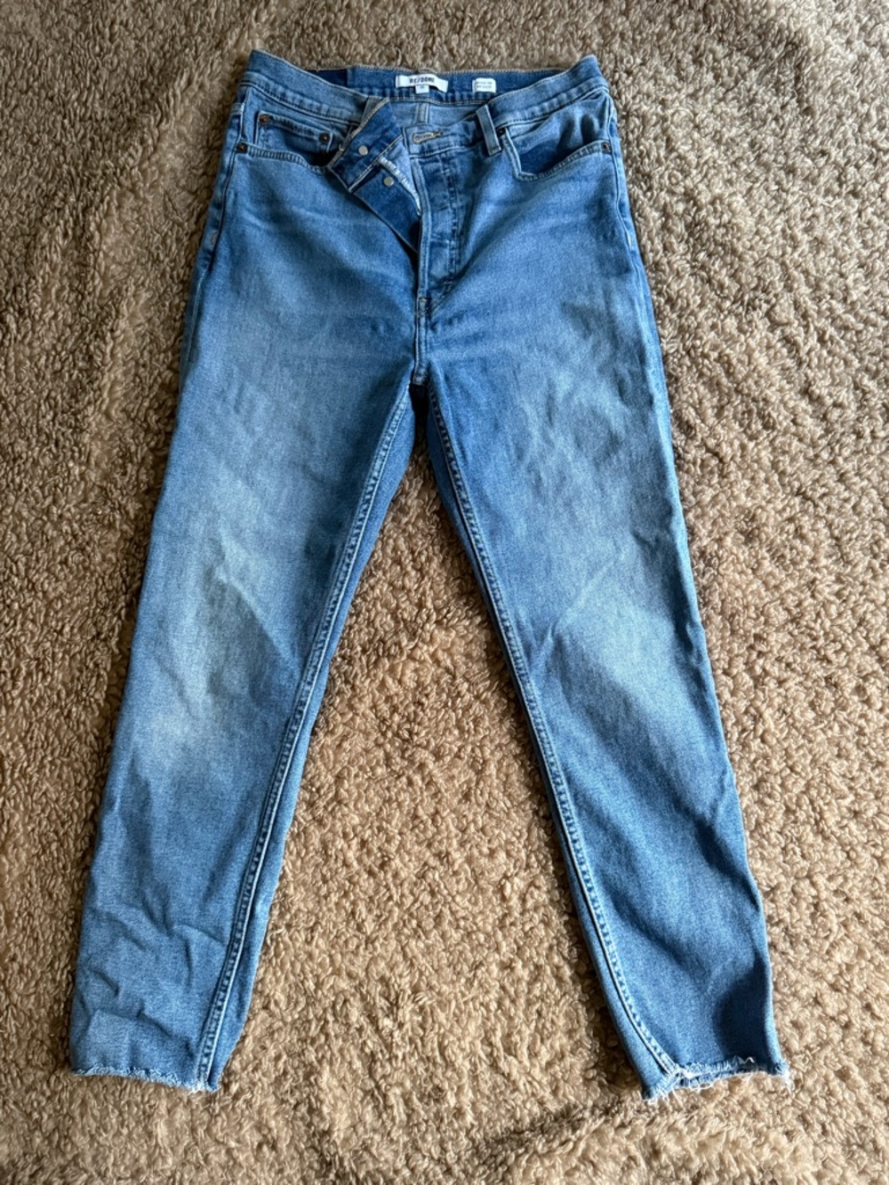 Re/Done High-Rise Straight Leg Jeans in Light Blue Wash - Picture 2 of 5
